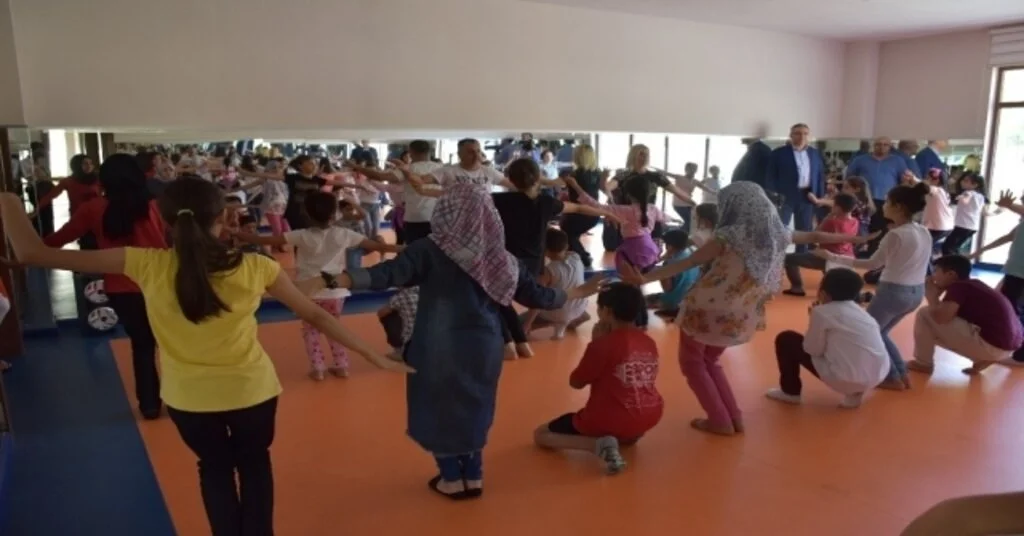 Yetim Koordinasyon Merkezi Yaz Kurslarıyla Faaliyetlerine Devam Ediyor