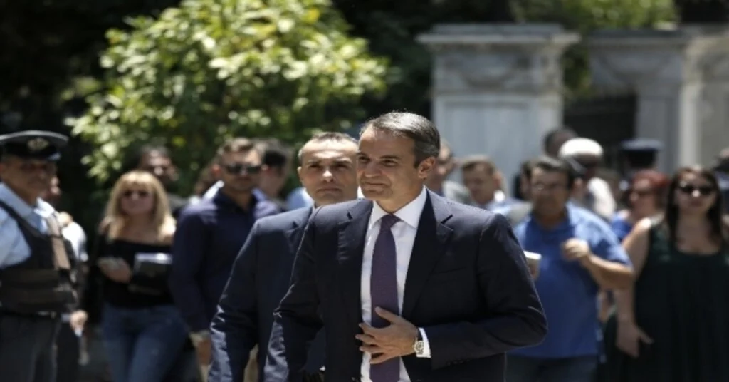 Yunanistanın Yeni Başbakanı Miçotakis, Yemin Etti