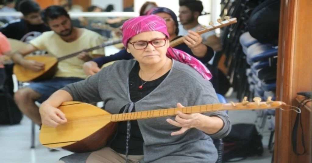 7Den 70E Bağlama Sevgisi
