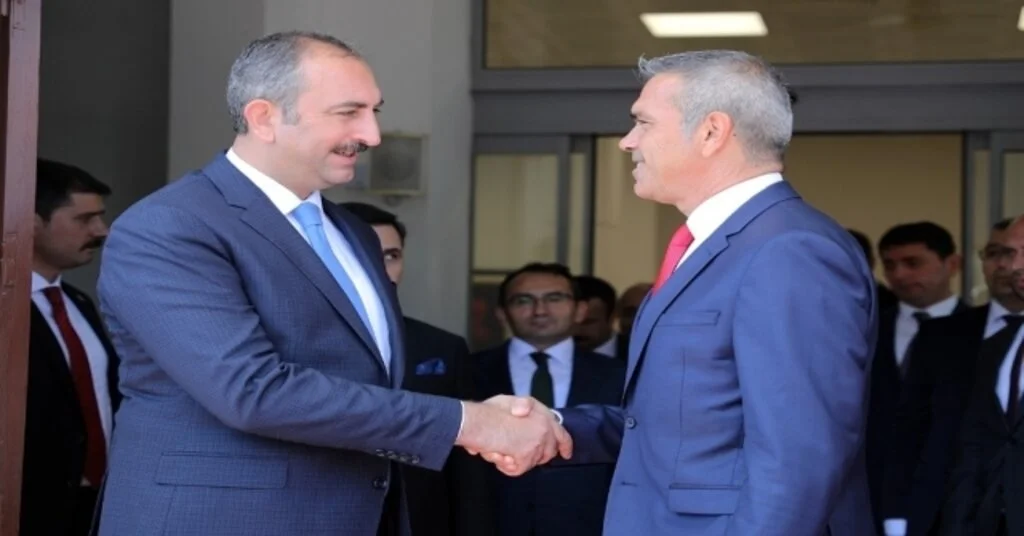 Adalet Bakanı Gül, Kktc Cumhuriyet Meclisi Başkanı Uluçay İle Görüştü