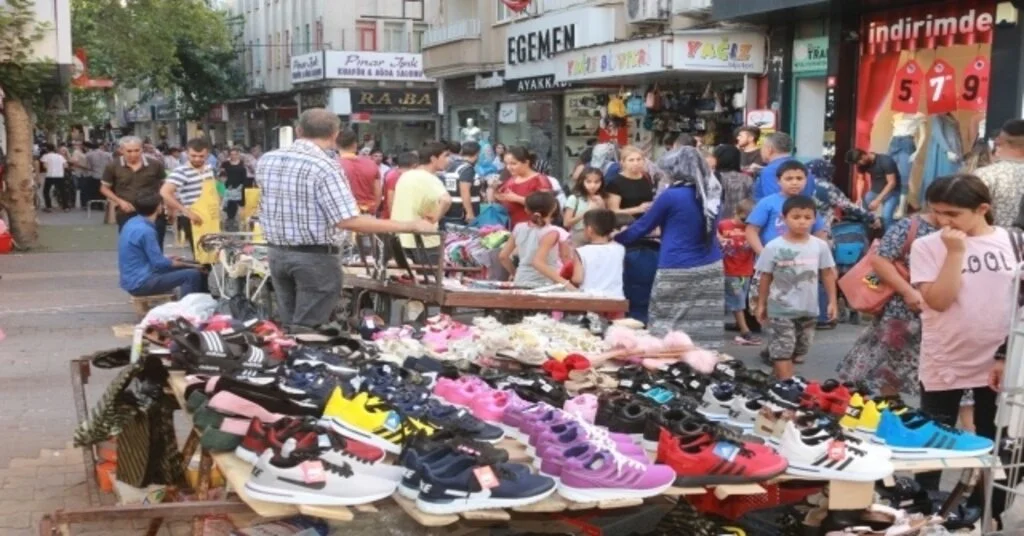Adıyamanda Bayram Öncesi Alışveriş Yoğunluğu