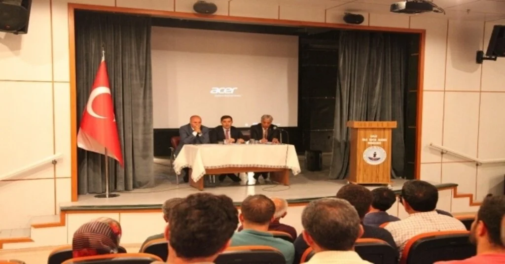 Ahlatta “Eğitim Kurumu Müdürleri Kurulu” Toplantısı
