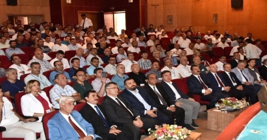 Ahlatta ‘Eğitim Yönetimi Semineri
