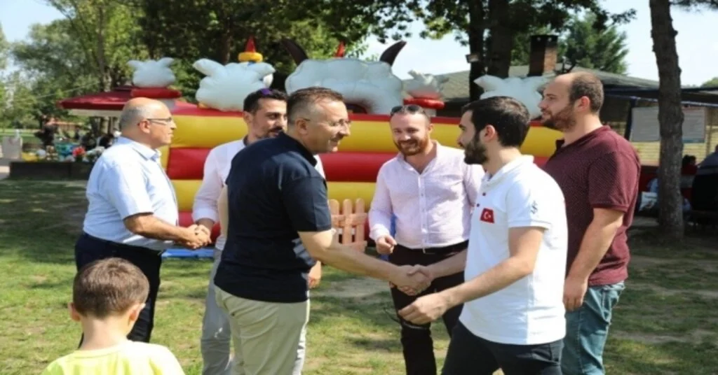 Ak Gençliğin Satranç Etkinliğine Yoğun İlgi