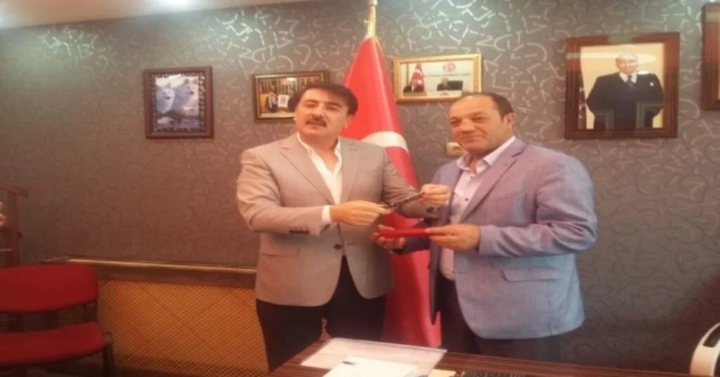 Ak Parti Erzurum Milletvekili Aydemirden Mhp Erzurum İl Başkanı Karataşa Ziyaret