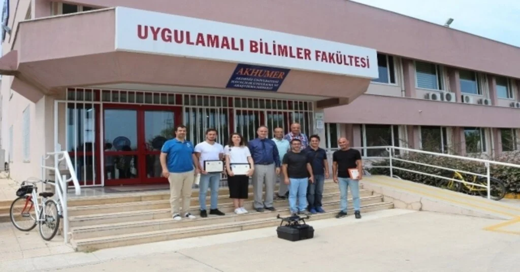 Akdeniz Üniversitesinden İha Pilotluk Eğitimi