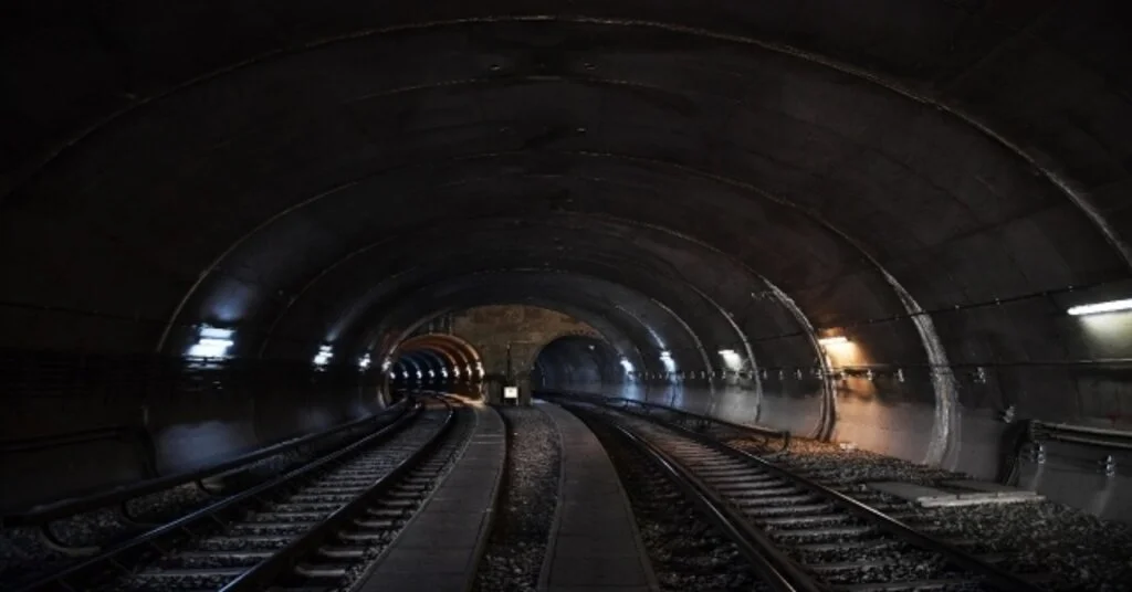 Akköprü-İvedik Metro İstasyonları Arasında Raylar Değiştirildi