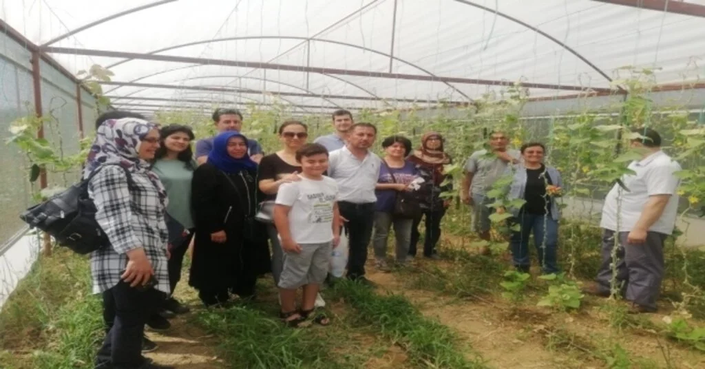 Alaşehirde Bilinçli Tarım İçin Seracılık Kursu