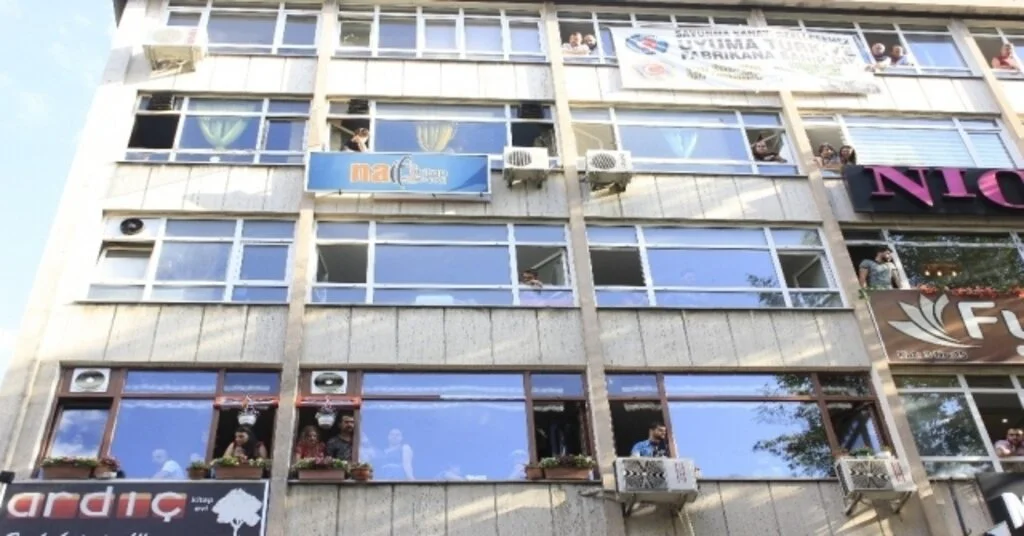 Ankarada Yasa Dışı Eylem Yapan Gruba Müdahale: 25 Gözaltı