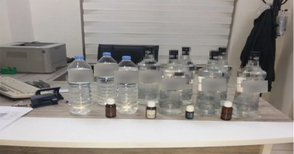 Antalyada Zirai İlaç Bayine Kaçak İçki Operasyonu