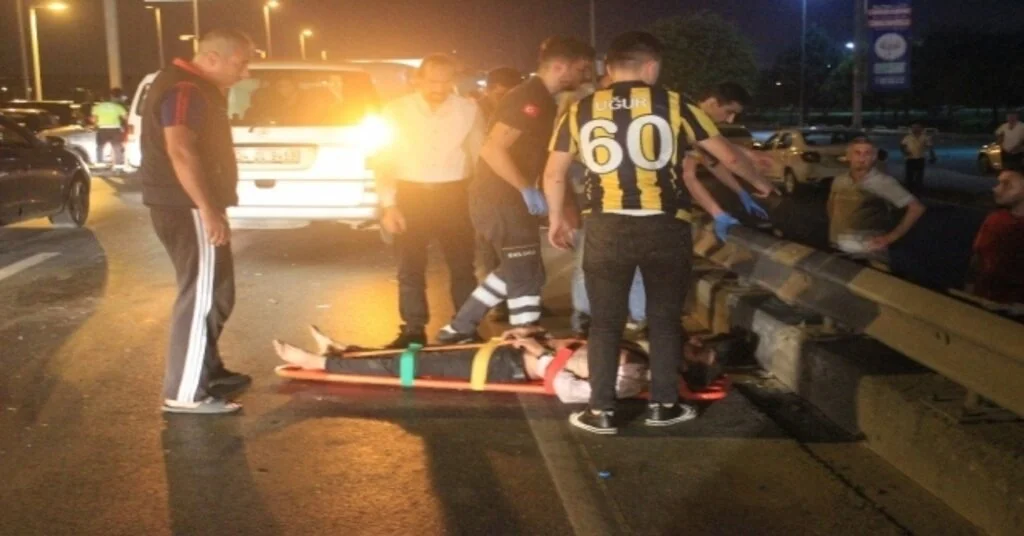 Avcılar E-5Te Zincirleme Trafik Kazası: 1İ Ağır 3 Yaralı