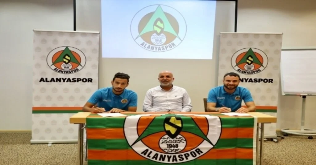 Avusturya Kampında Alanyaspora Çifte İmza