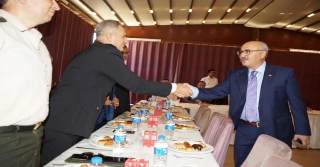 Aydında İl Protokolü Bayramlaştı