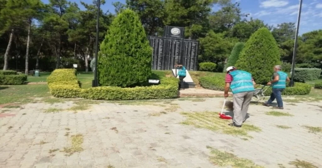 Aydında Yükümlüler Pınarbaşı Mesire Alanını Temizledi