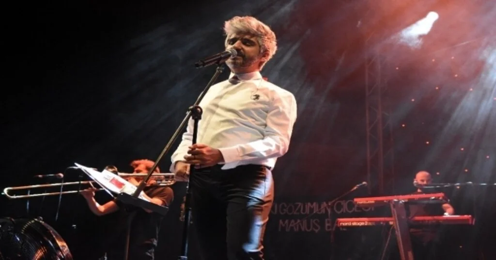 Ayvalıkta “Manuş Baba” Coşkusu