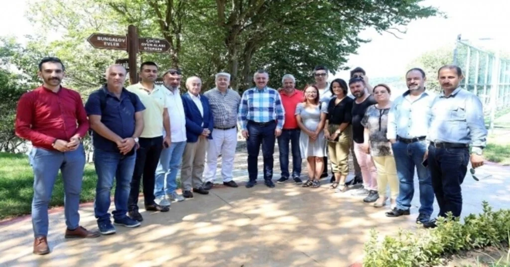 Başkan Büyükakın, Başarılı Öğrencilerle Buluştu