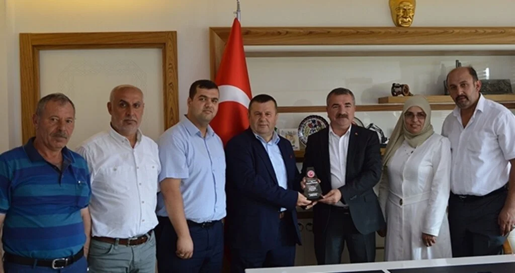 Başkan Özdemir’e ziyaret