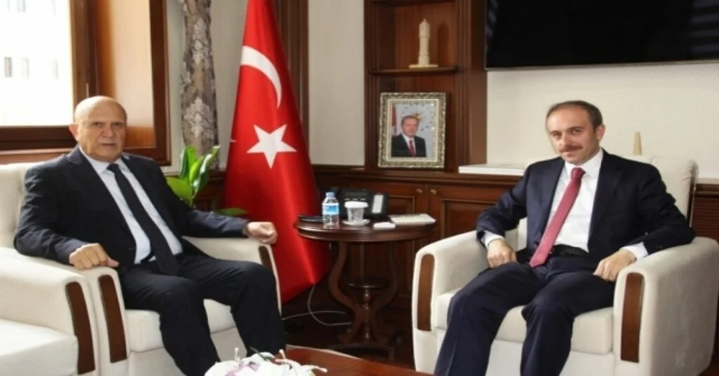 Başkan Pekmezciden Vali Epcime Hayırlı Olsun Ziyareti