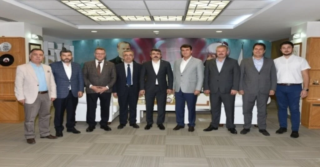 Başkan Yılmaza Komşu Ziyareti