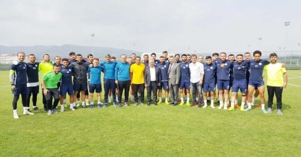 Başkan Zeybek,  Afjet Afyonspor Antrenmanını İzledi