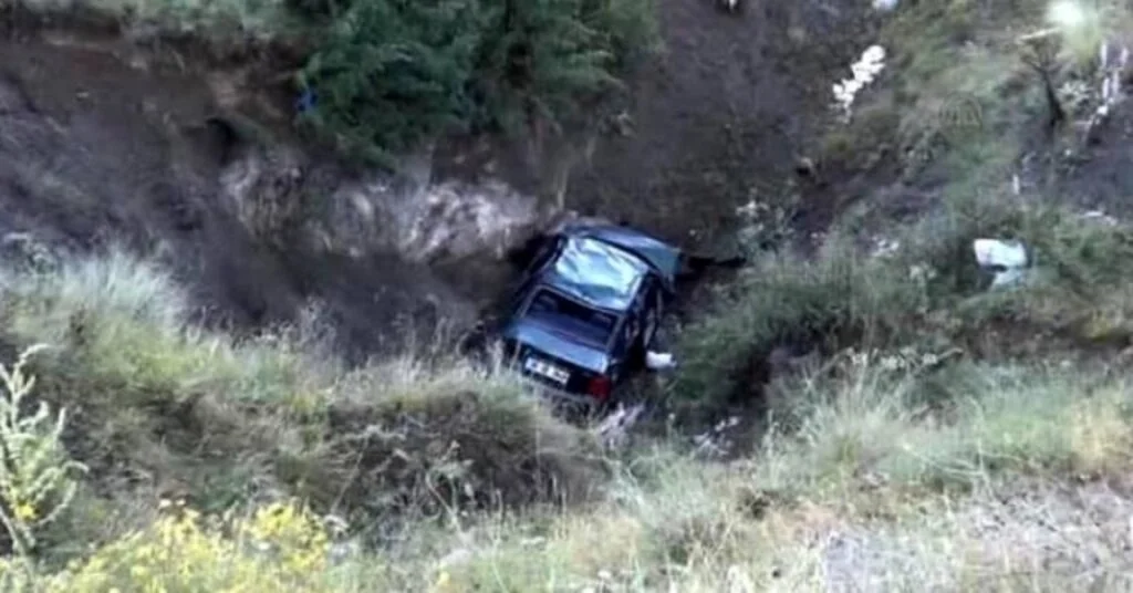 Bayburttaki Trafik Kazasında Ölen 3 Kişi Toprağa Verildi