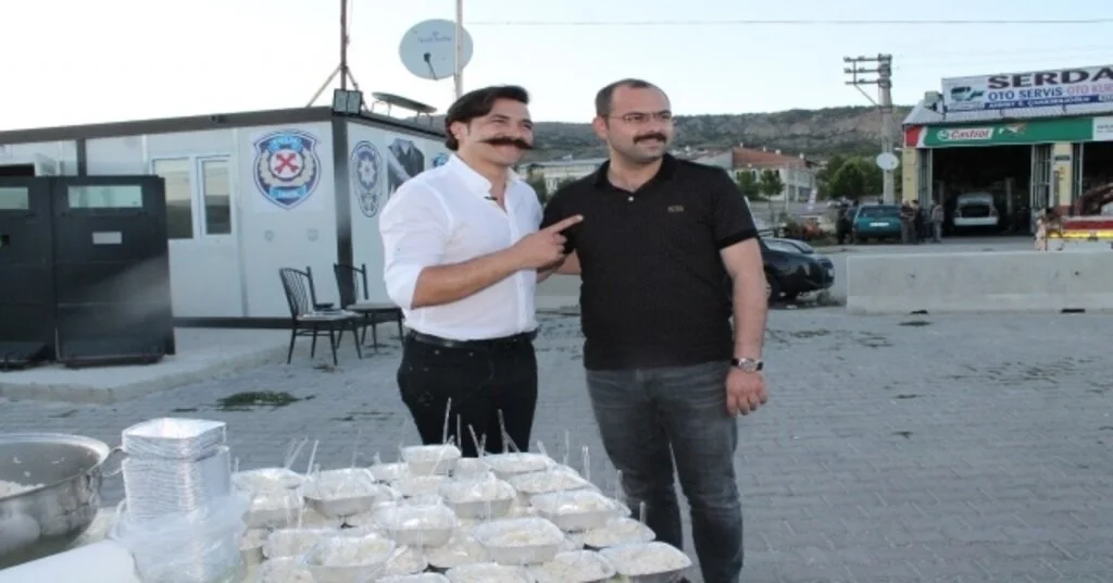 Bayram Göçüne Çıkan Sürücülere Pilav İkramı