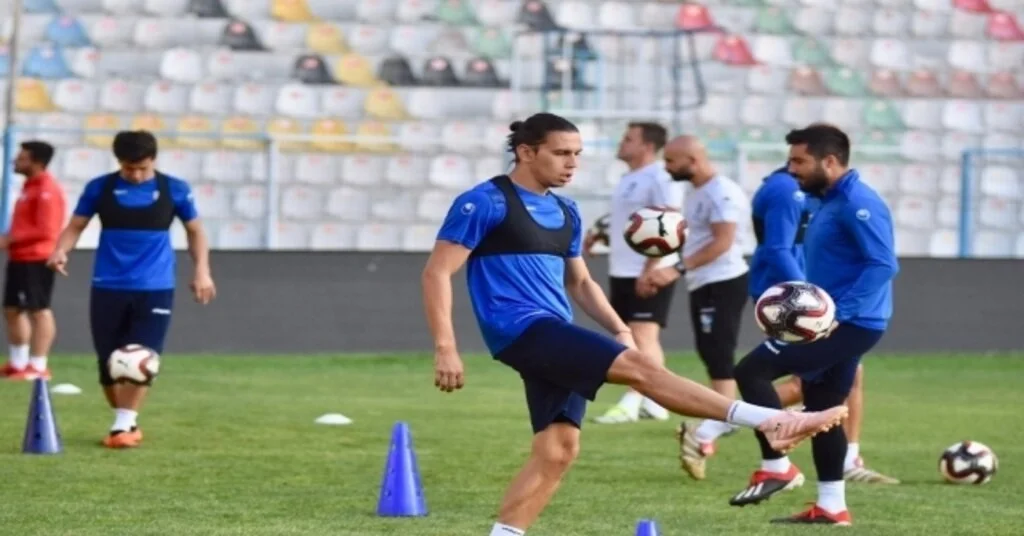 Bb Erzurumsporda Parola Üç Puan