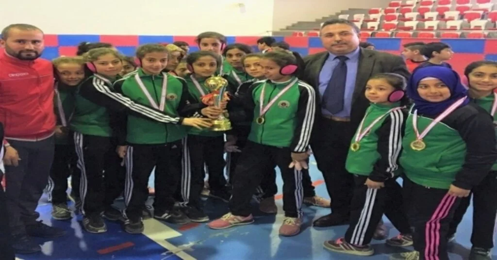 Beden Eğitimi Öğretmeninin Kırsal Okulda Büyük Başarısı