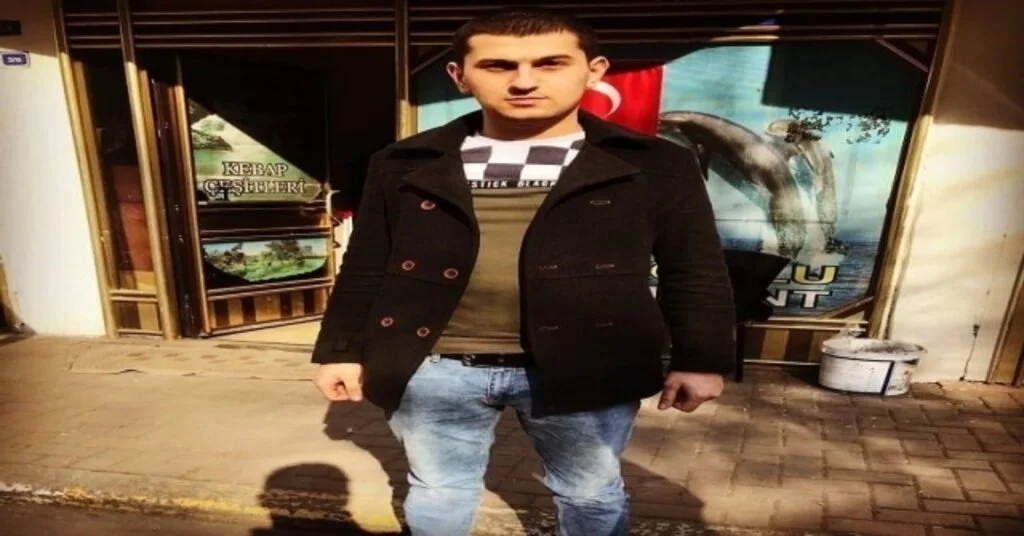 Bıçaklı Kavgada Ağır Yaralanan Genç Hayatını Kaybetti