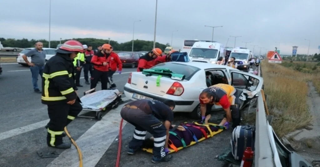 Boluda, Temde Feci Kaza: 2Si Çocuk 13 Yaralı