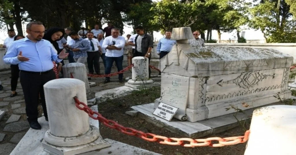 Bülent Turandan Gazi Süleyman Paşa Ve Namık Kemal Mezarlarına Bayram Ziyareti
