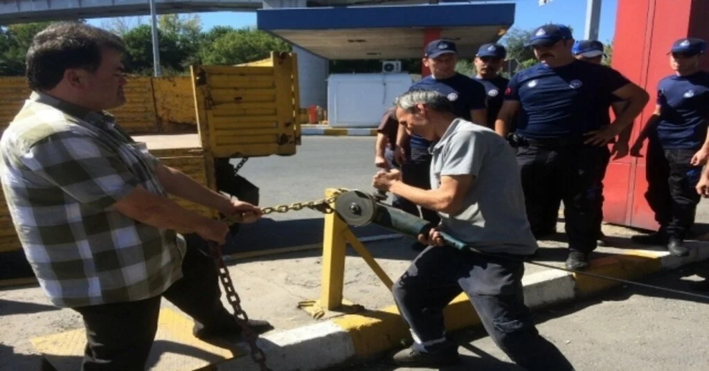 Büyük İstanbul Otogarının Otopark Gişeleri İsparka Devredilmek Üzere Söküldü