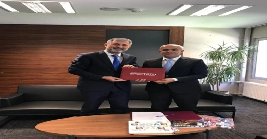 Çaldırana Yapılacak 5 Spor Tesisi İçin İmzalar Atıldı