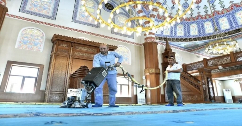 Camiler Bayrama Hazır