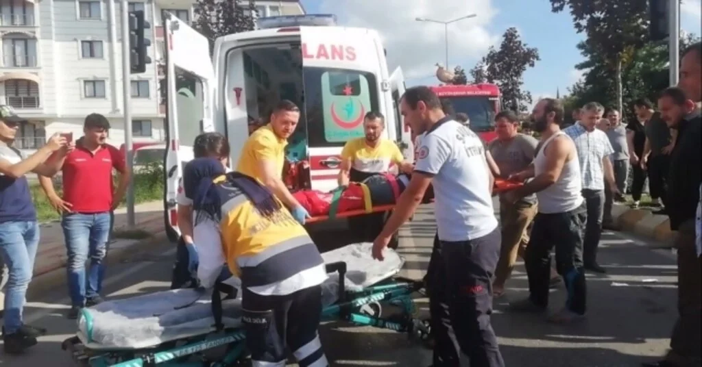 Çekici İle Motosiklet Çarpıştı: 1 Yaralı