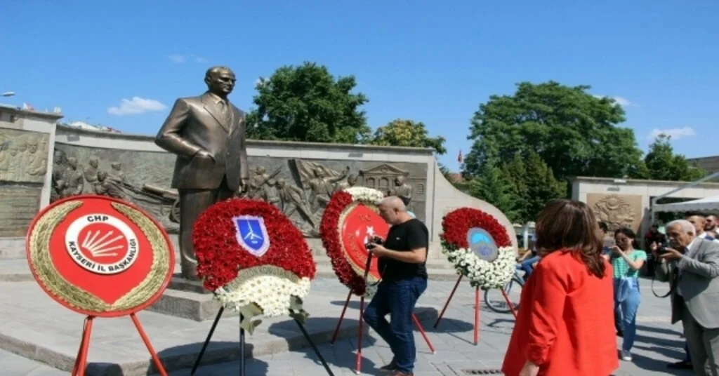 Chp İl Başkanı Özer: 30 Ağustos, Türk Milletine Zincir Vurulamayacağının Dünyanın Zihnine Kazıldığı Gündür