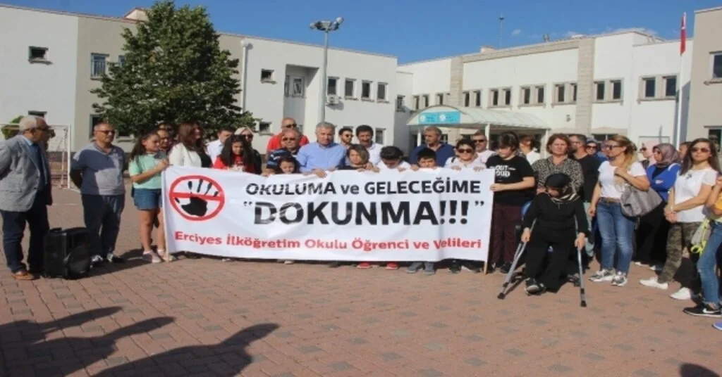 Chp Milletvekili Arık: Nitelikli Okulları Kapatmayın