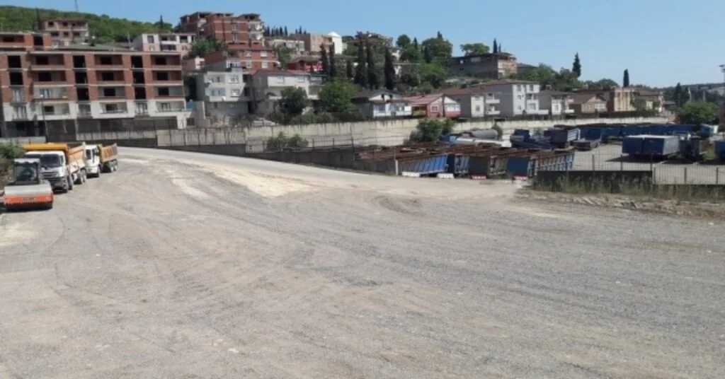 Dilovasındaki Tır Parkı Eski Güzergahına Alındı