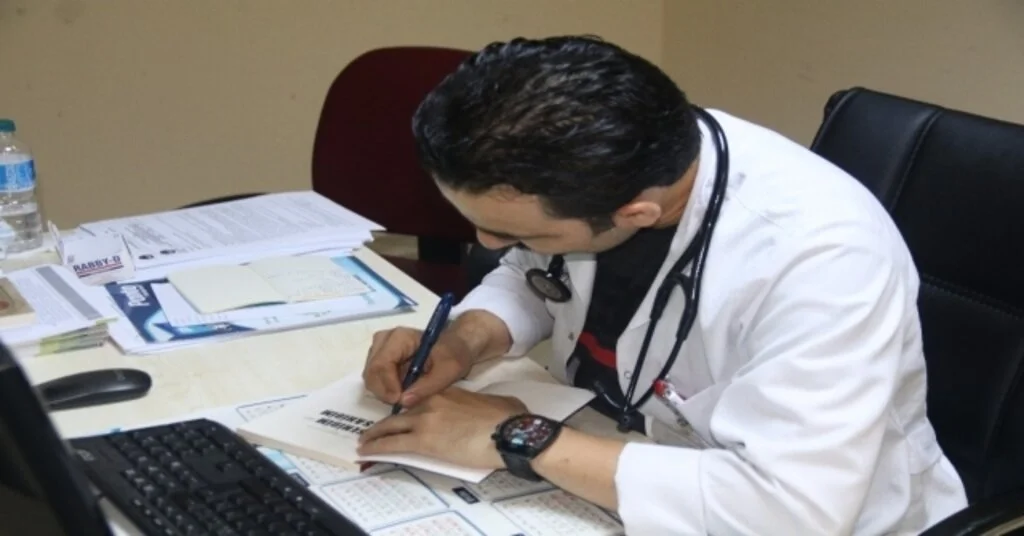 Doktor, Şahit Olduğu ‘Terör Operasyonlarını Satırlara Döktü