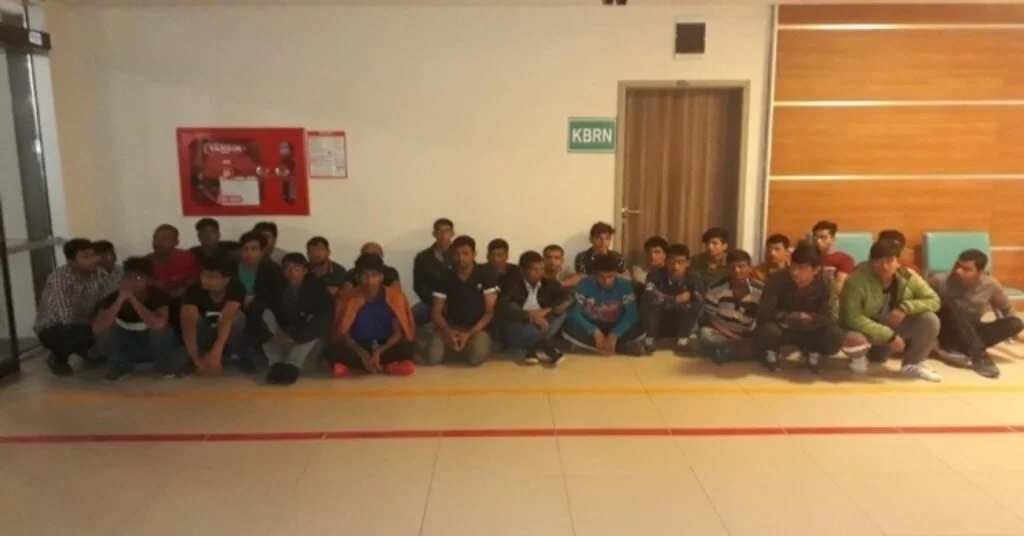 Edirnede 29 Kaçak Göçmen Yakalandı
