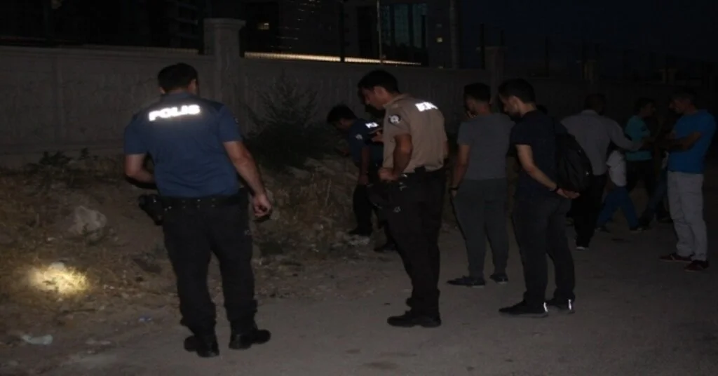 Elazığda Bıçaklı Kavga: 2 Yaralı