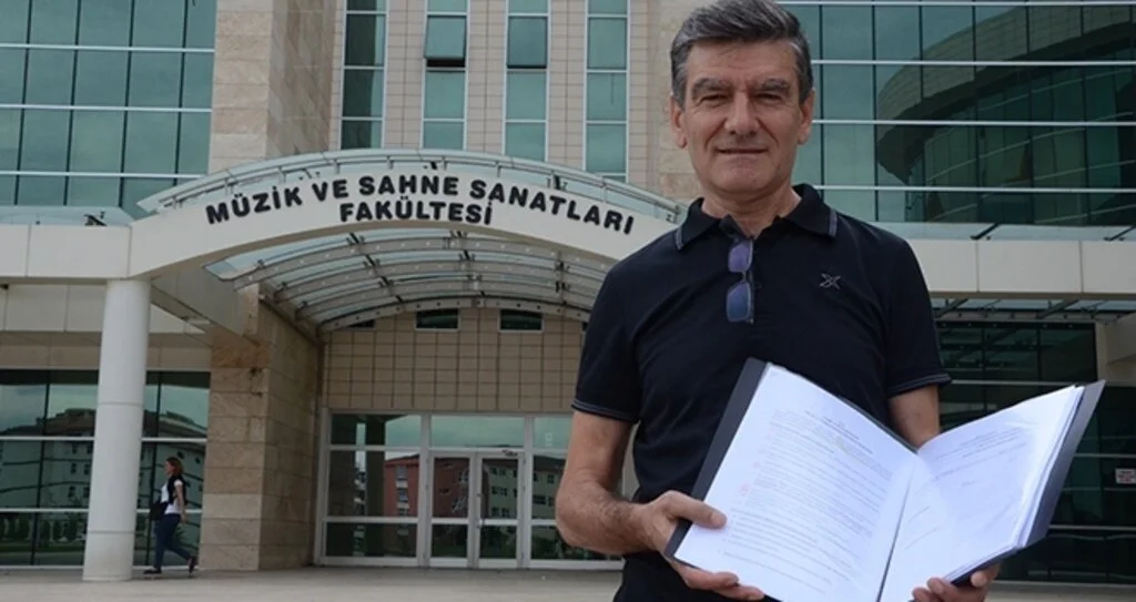 Emekliliğinin 15’inci  yılında üniversiteli oldu 