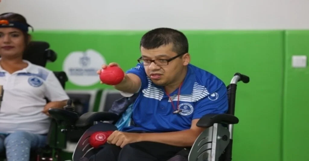 Engelli Bilalin Spor Yapma Hayali Oyuncak Satarken Gerçek Oldu