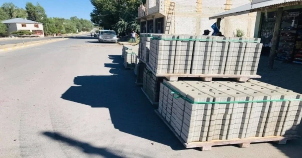 Erciş Belediyesinden Parke Taşı Çalışması