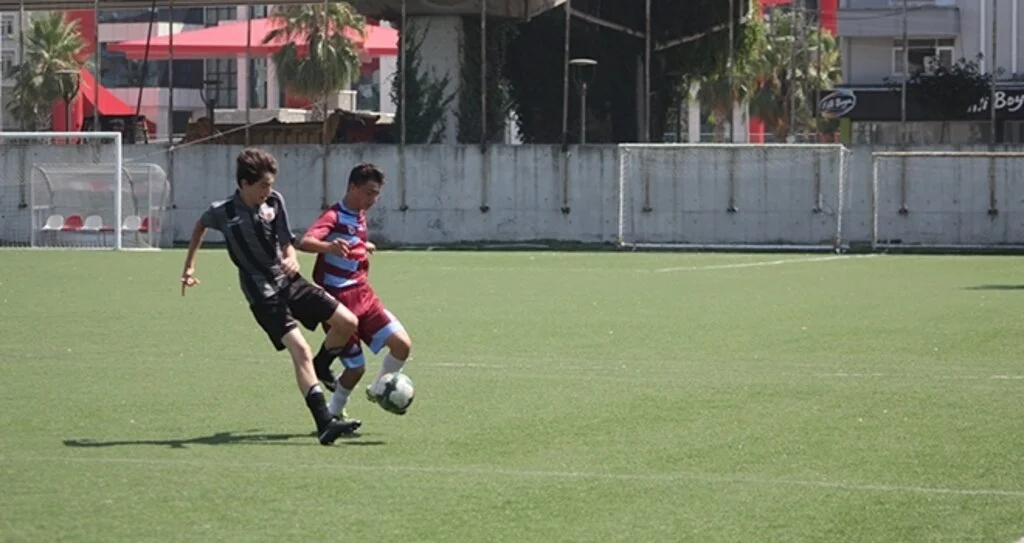 Erdin Hattrick Yaptı Büyükşehir Kazandı