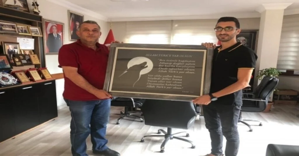 Erdoğan Bıyıka Anlamlı Hediye