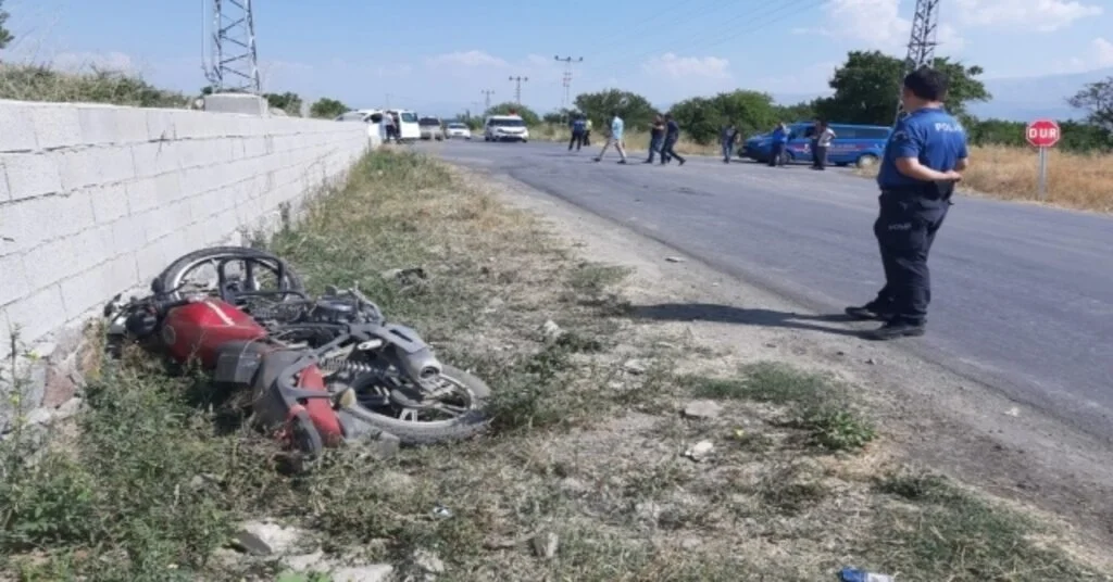 Erzincanda Trafik Kazası: 1 Ölü