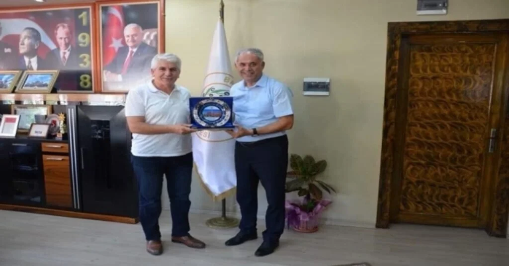 Eski Belediye Başkanı Sakallıdan Başkan Yamana Ziyaret