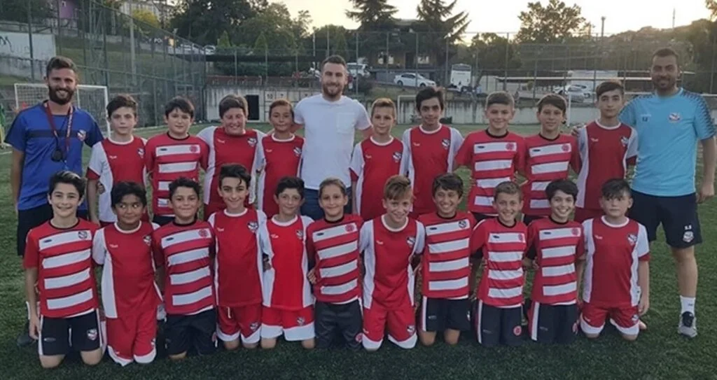 Eski Samsunsporlu Pekşen Kadıköyspor'da
