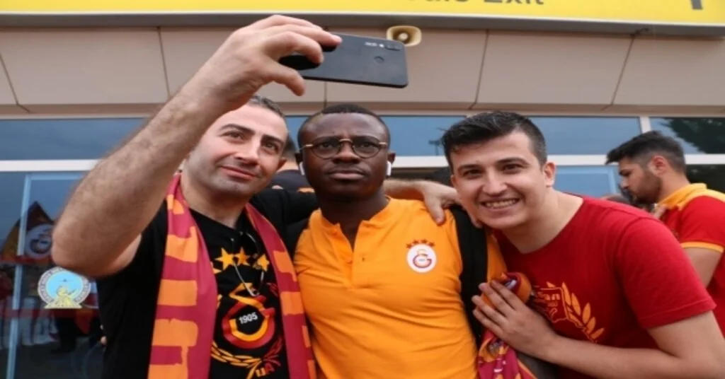 Galatasaray Sezonun İlk Maçı İçin Denizliye Geldi